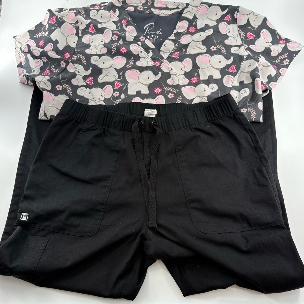 Prints By Maevn Elephant Print Scrub Set